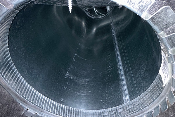 Complete air duct cleaning service benefits